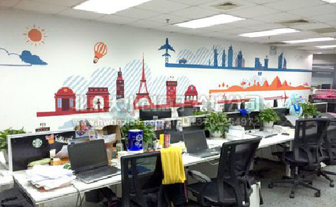 龙山教你设计办公室墙绘的方法。